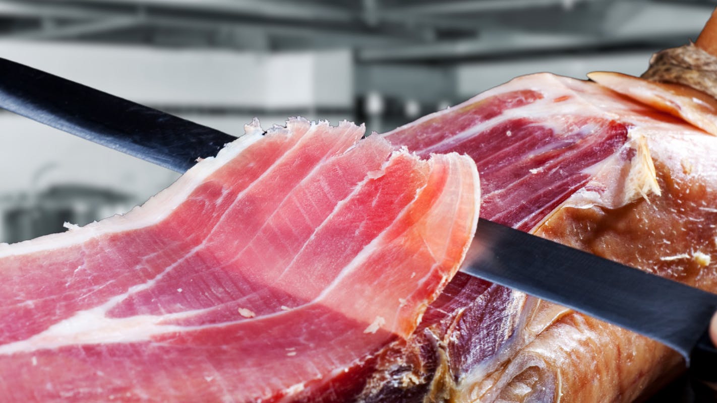 Pre-Sliced vs Whole: What’s Best for Your Kitchen?